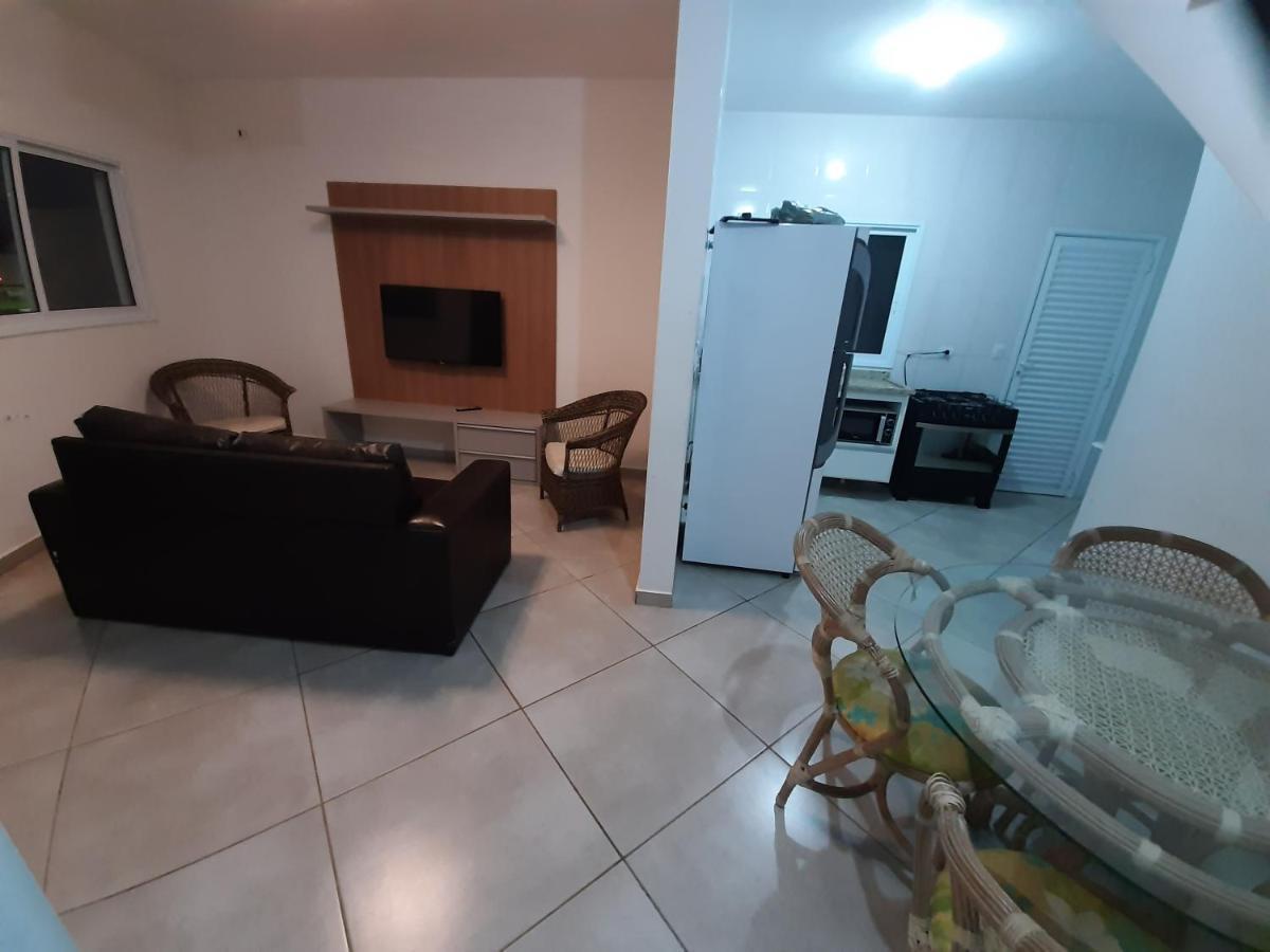 Sobrado Frente Ao Sesc, Wifi 300Mb, 2 Vagas Auto, Cozinha, Churrasqueira, Moderno E Reformado ベルチオガ エクステリア 写真
